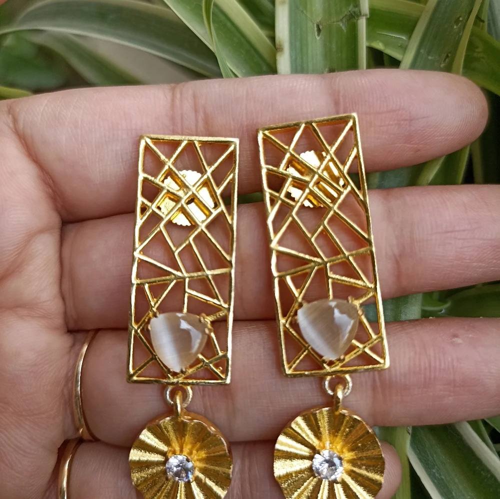 Handmade gold platted stone studded contemporary earrings - Picture 4 of 11